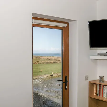 Holiday home Atlantic Apartment, Connemara